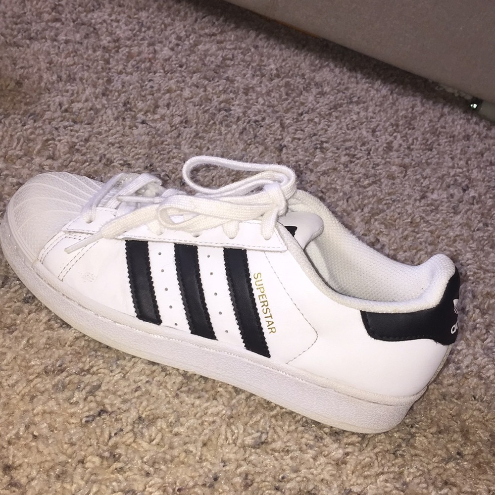 Adidas Superstar white shoes💞